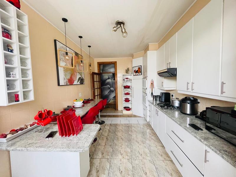 7 Bedroom Property for Sale in Orange Grove Eastern Cape
